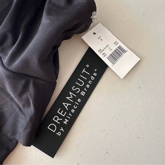 NWT Dreamsuit By Miracle Brands Ruffle Tiered Tankini Swim Top Black Size 8 - Picture 2 of 7